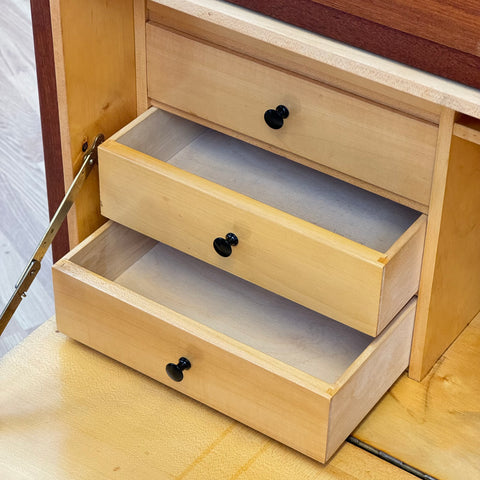 Chest of drawers, with door, in teak