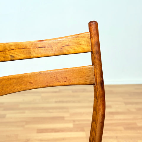 Swedish set of 4 dining chairs in oak