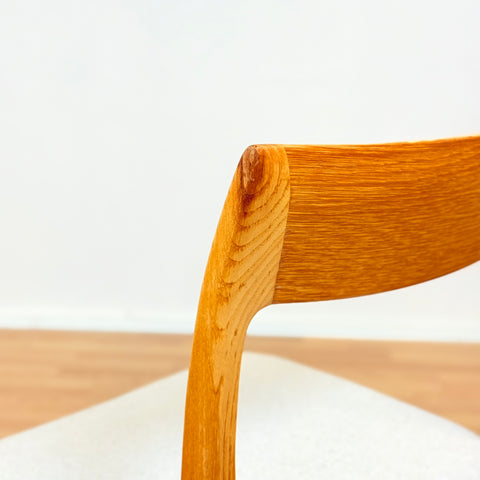 Swedish dining chairs in oak by Yngve Ekström for Troeds, model "Kontiki"