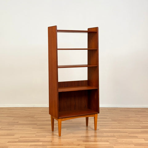 Swedish bookshelf in teak by Petterson & Nilson