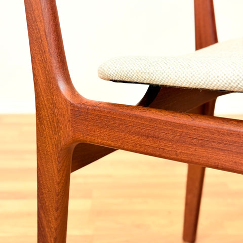 Danish dining chairs in teak by Erik Buch for Findahls Møbelfabrik
