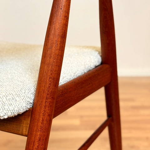Set of 4 chairs in teak, by Ejner Larsen & Aksel Bender Madsen, 1950s-60s, Denmark