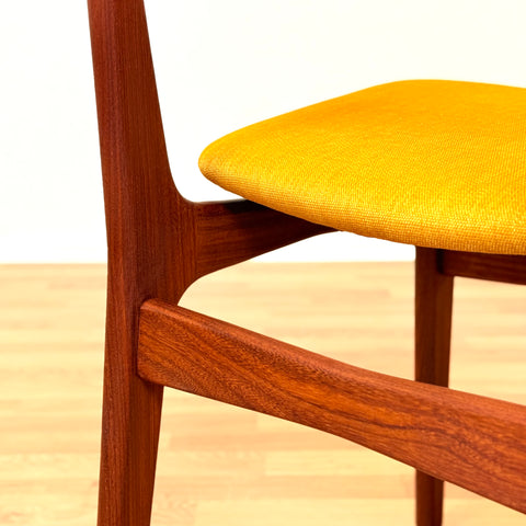 Danish set of 6 dining chairs in teak by Schiønning & Elgaard