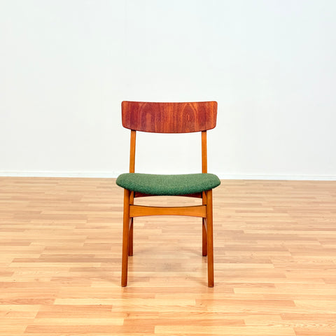 Danish set of 6 dining chairs in teak and beech