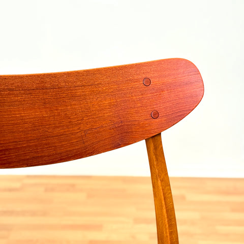 Danish set of 6 dining chairs in teak and beech