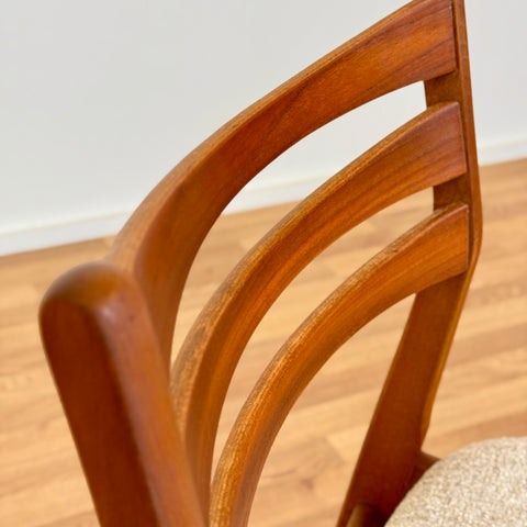 Dining chair in teak & beech