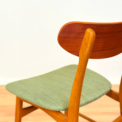 Danish set of 6 dining chairs in teak and beech
