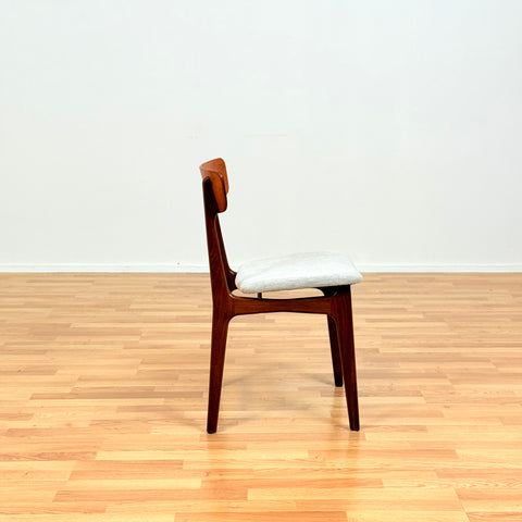 Danish set of 6 dining chairs in teak by Schiønning & Elgaard