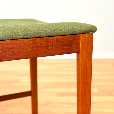 Swedish set of 4 dining chairs in teak