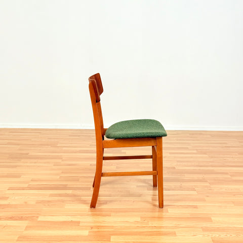 Danish set of 6 dining chairs in teak and beech