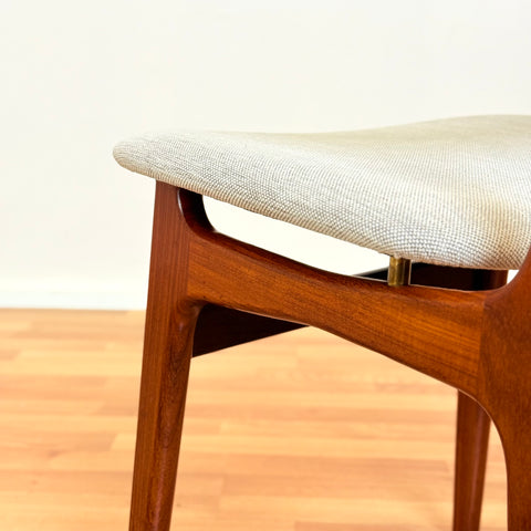 Danish set of 6 dining chairs in teak by Schiønning & Elgaard