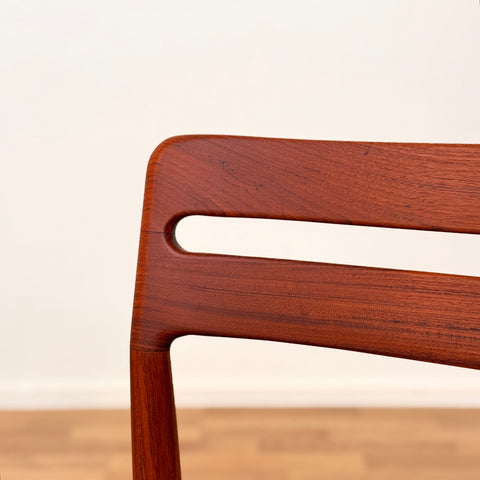 PRICE Set of 6 dining chairs in solid teak by H.W.Klein, 1950s-60s, Denmark - Beyo Vintage