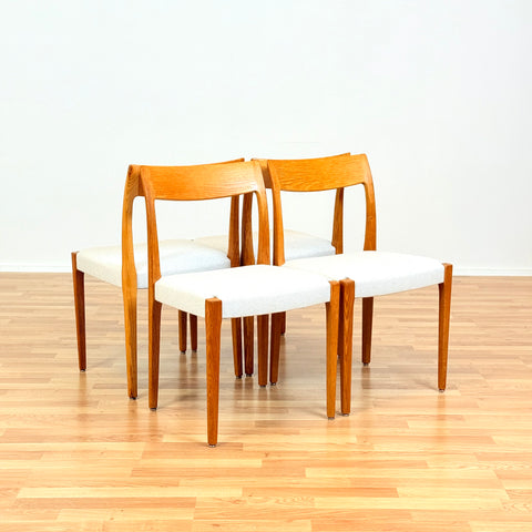Swedish dining chairs in oak by Yngve Ekström for Troeds, model "Kontiki"