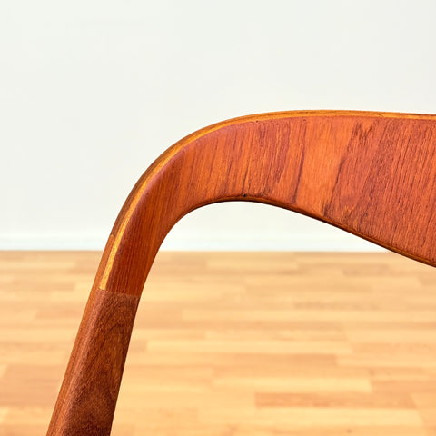 Danish set of 2+2 dining chairs in teak by Johannes Andersen