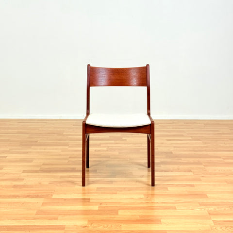 Danish pair of dining chairs in teak by Funder-Schmidt & Madsen