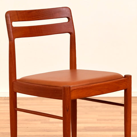 PRICE Set of 6 dining chairs in solid teak by H.W.Klein, 1950s-60s, Denmark - Beyo Vintage