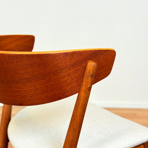 Danish dining chairs in teak & oak, No. 7 by Helge Sibast
