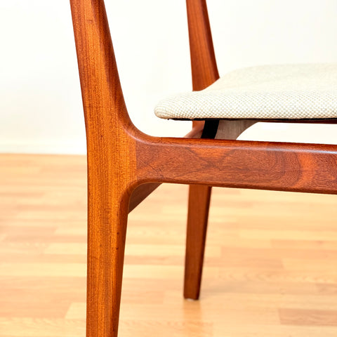 Danish dining chairs in teak by Erik Buch for Findahls Møbelfabrik