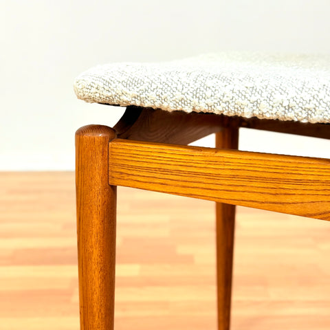 Swedish set of 4 dining chairs in oak