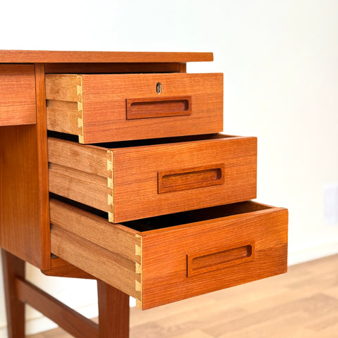 Writing desk in teak, 1950s-60s, Denmark - Beyo Vintage