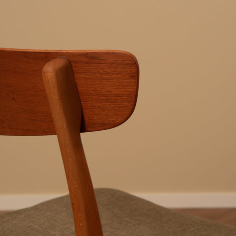 Danish dining chairs in teak & beech by Findahl Møbelfabrik, model 'Møsbol'