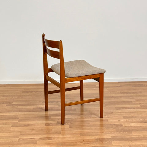 Set of 8 dining chairs in teak & beech, Denmark