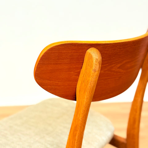 Danish set of 6 dining chairs in teak & oak