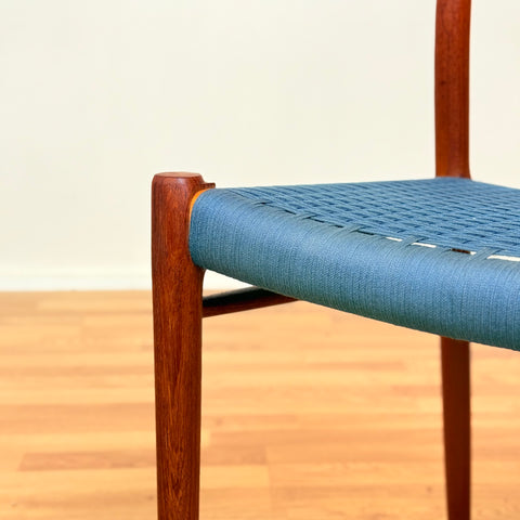 Danish set of 4 dining chairs in solid teak, 'model 75' by Niels O. Moller