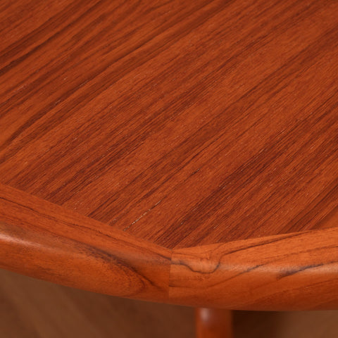 Danish round dining table in teak by Johs Kristoffersen & Son