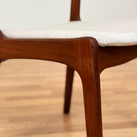 Set of 8 chairs made of teak, 1950s-60s, Denmark - Beyo Vintage