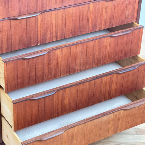 Vintage Danish chest of drawers in teak, 1950-60s.