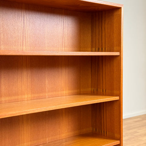 Small bookshelf in teak, Sweden, 1960s