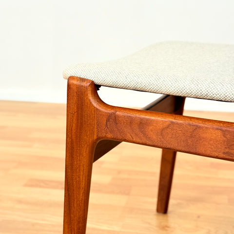 Danish dining chairs in teak by Erik Buch for Findahls Møbelfabrik