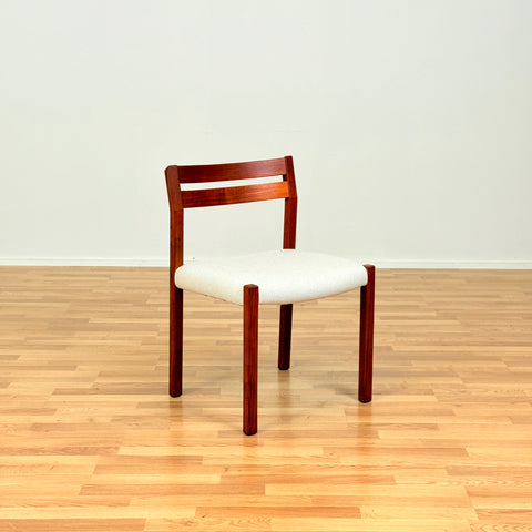 Danish set of 8 dining chairs in teak by N.O. Møller, model 404