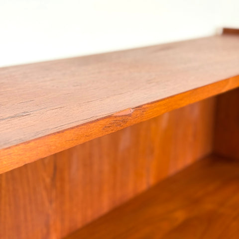 Bookshelf in teak, 1950s-60s, Denmark - Beyo Vintage