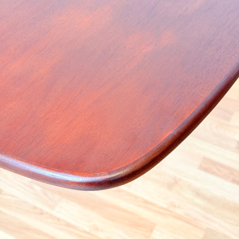 Danish oval dining table in mahogany by Skovby Møbelfabrik