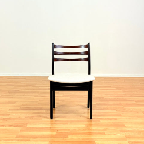 Danish pair of dining chairs in Santos rosewood