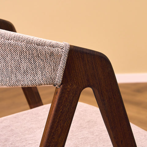 Danish set of 6 dining chairs in walnut by Sax Møbler