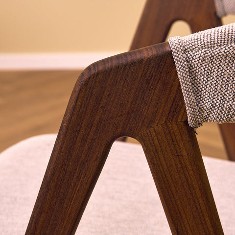 Danish set of 6 dining chairs in walnut by Sax Møbler