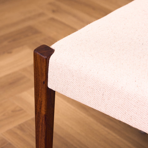 Swedish set of 4 dining chairs "Garmi" by Nilson Jonsson for Troeds