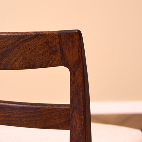 Swedish set of 4 dining chairs "Garmi" by Nilson Jonsson for Troeds