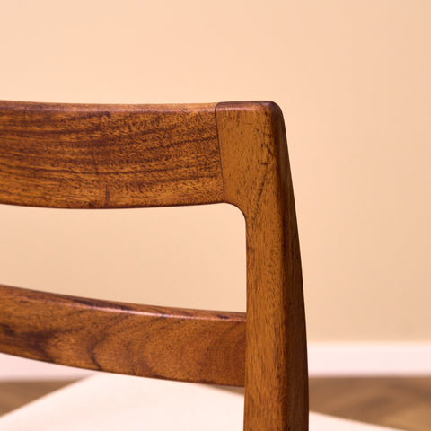 Swedish set of 4 dining chairs "Garmi" by Nilson Jonsson for Troeds