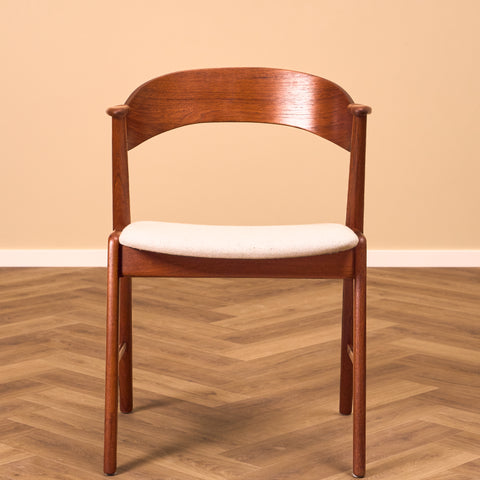 Danish dining chairs in teak, model 32 by Kai Kristiansen