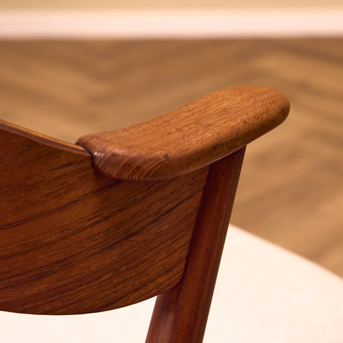 Danish dining chairs in teak, model 32 by Kai Kristiansen