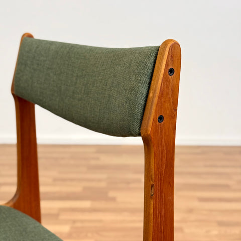 PRICE Set of 4 dining chairs in beech by Erik Buch, 1950s-60s, Denmark - Beyo Vintage