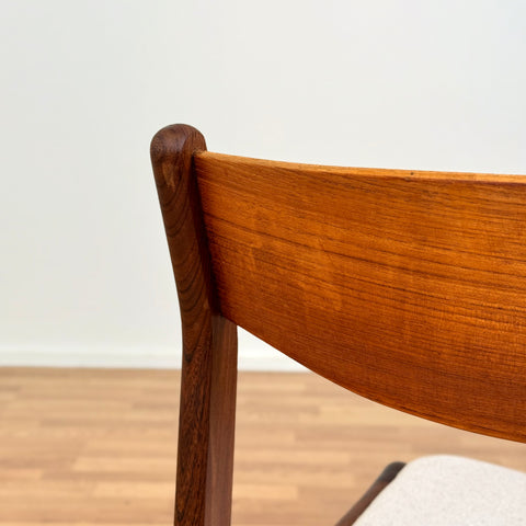 Set of 8 chairs made of teak, 1950s-60s, Denmark - Beyo Vintage