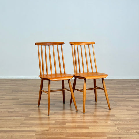 Set of 2 dining chairs model in oak & beech, 1950s-60s, Sweden