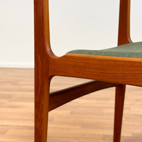 PRICE Set of 4 dining chairs in beech by Erik Buch, 1950s-60s, Denmark - Beyo Vintage