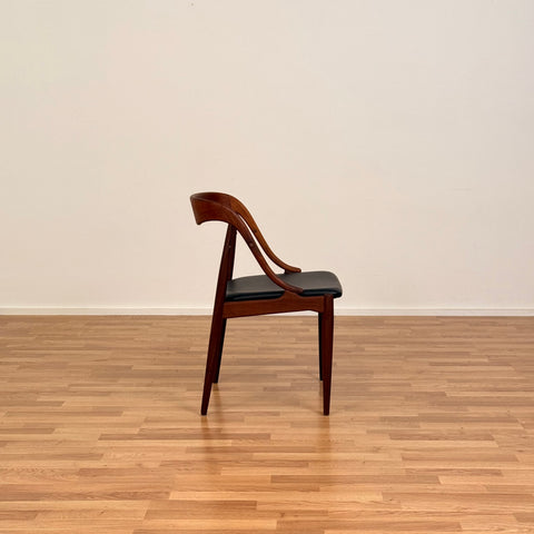 Set of 4 dining chairs in teak by Johannes Andersen for Uldum, 1950s-60s, Denmark