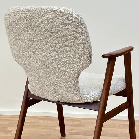 Armchair in bouclé, 1970s